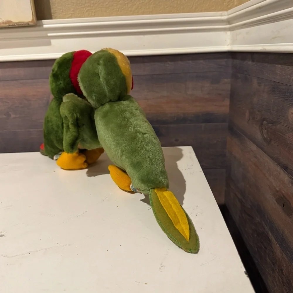 New With Tags Vintage Dakin 1981 Plush Hugging 